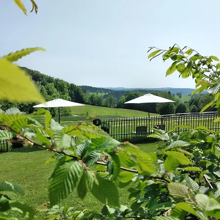 شقة Am Peterhof غرافناو
